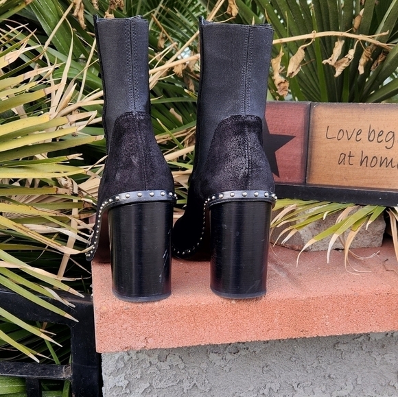 Rag and Bone black suede‎ studded boots - Picture 3 of 12